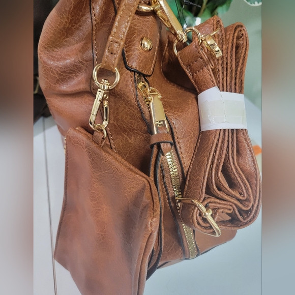 NWT PU Leather CONVERTIBLE 2 PC SET SATCHEL & REMOBABLE STRAP. - Picture 2 of 8